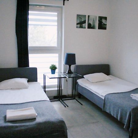 Апартаменты Apartament Nero Торунь Экстерьер фото