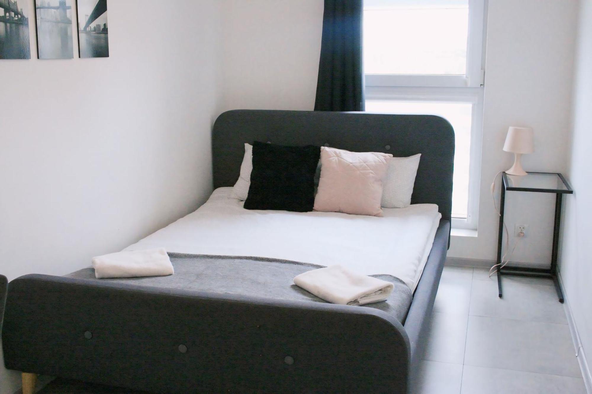 Апартаменты Apartament Nero Торунь Экстерьер фото